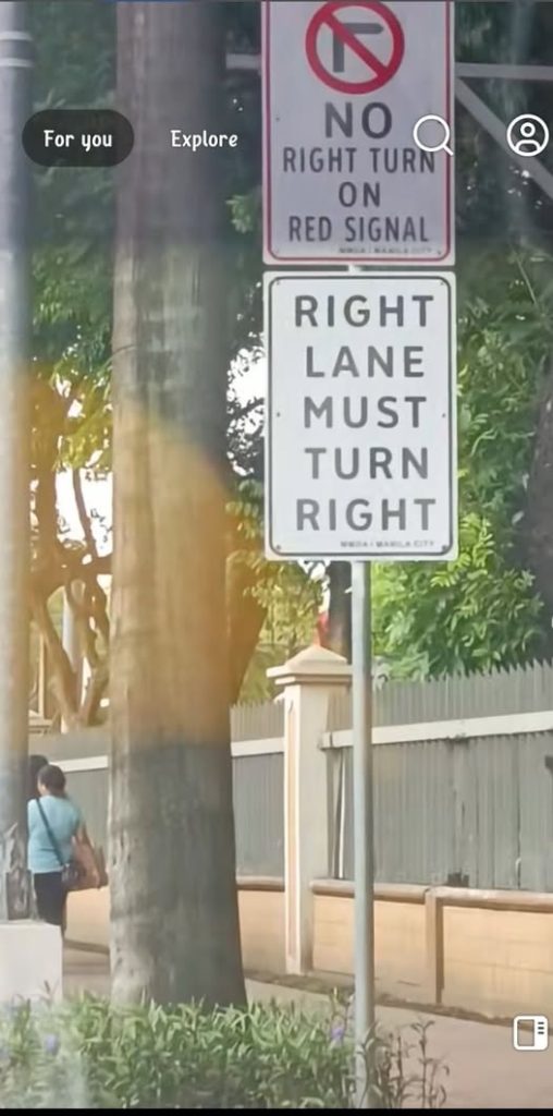 right turn traffic sign